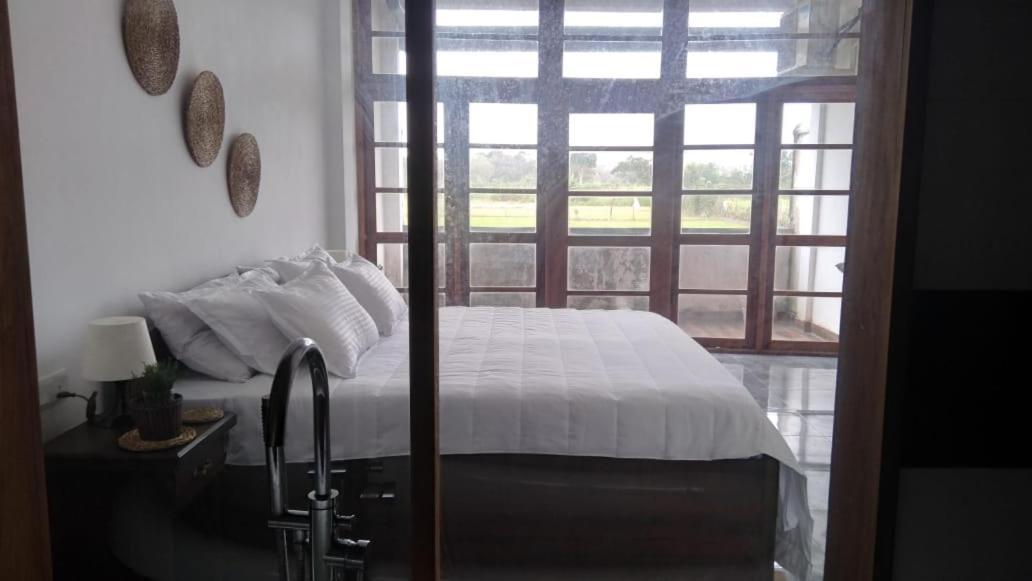 Wild Fortress Hotel Sigiriya Exterior photo
